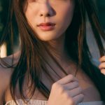 櫻坂46 田村保乃 2nd写真集『隣の席になりたい』サンタフェの夕陽に包まれた“素”の田村保乃を捉えた1枚