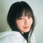 乃木坂46 遠藤さくら、静かに微笑みかける――「マガジン」表紙＆巻頭に登場